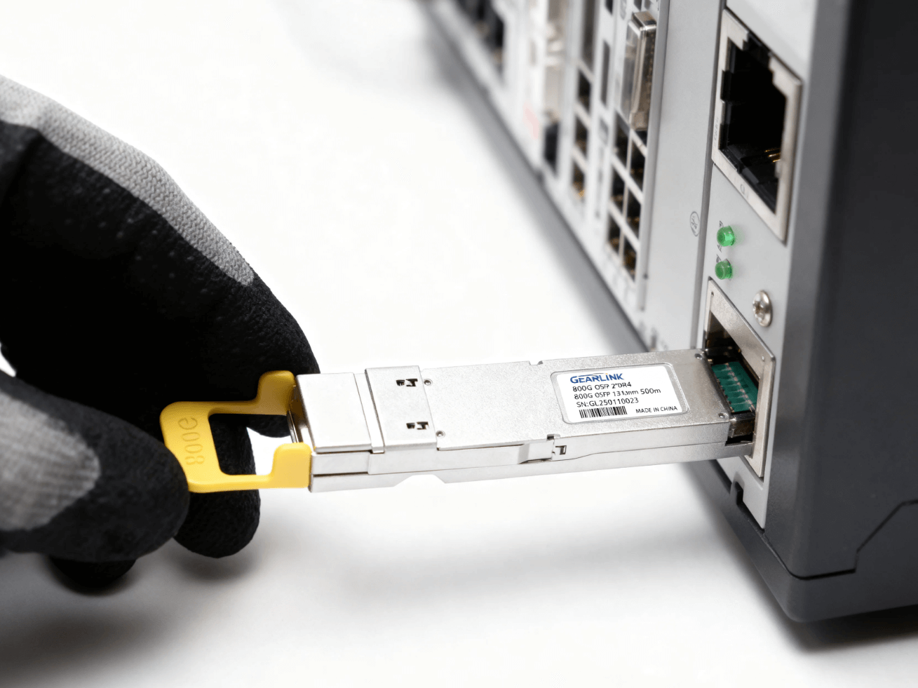 Key Drivers Behind the Adoption of China's 800G Transceivers Key Drivers Behind the Adoption of China's 800G Transceivers